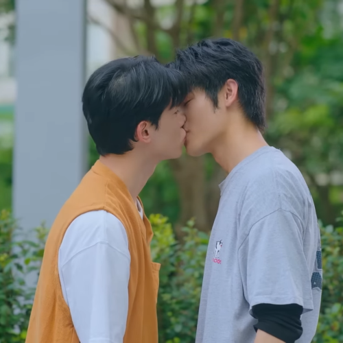 我把自己抵押給你，因為我想當的不只是朋友而已!!!