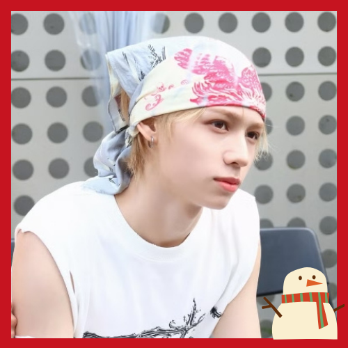 帝翁👦🏼
被拍到站在餅乾盒附近，卻聲稱只是路過倒垃圾。