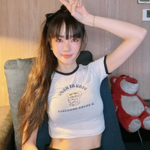 謝金燕｜電音女王保養有道，舞台魅力依舊火辣四射！