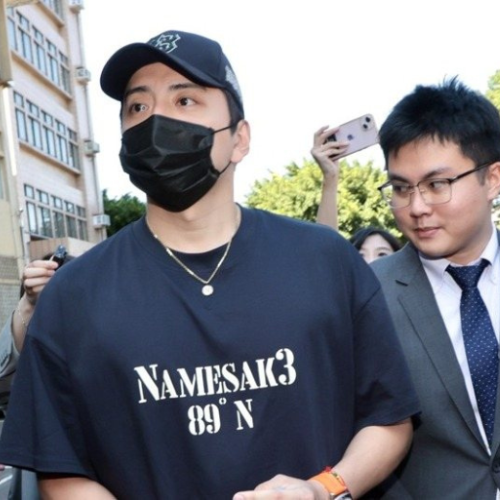 男星閃兵案連環爆